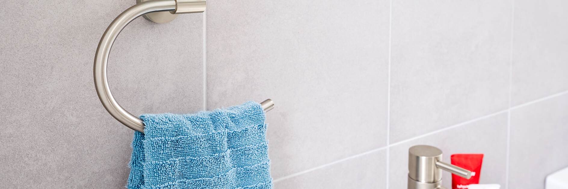 Las mejores ofertas en Acero Inoxidable Toallero Bastidores de toallas de  baño