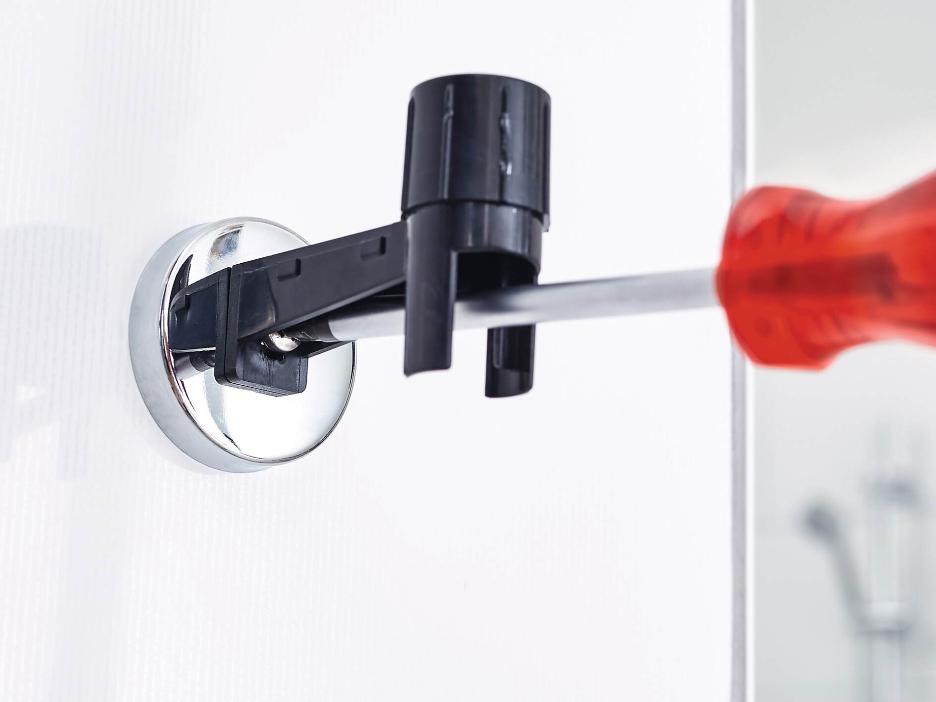 Barre de douche tesa® Spaa - Installer une barre de douche sans percer ! 